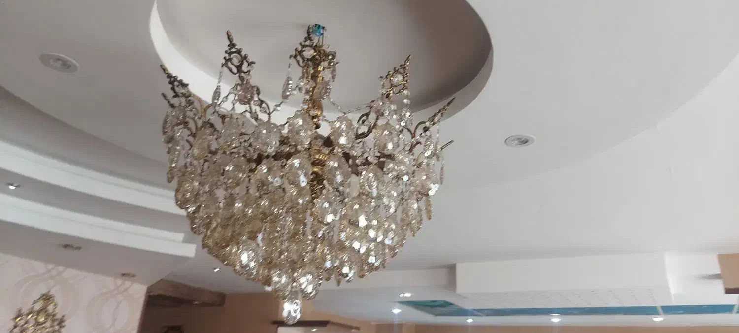 لوستر برنز سنگین وزن۱۲ شاخه|لوستر و چراغ آویز|اردبیل, |دیوار