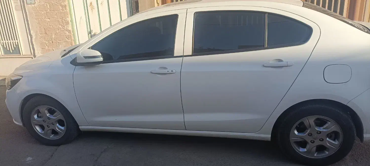 ماشین شاهین مدل ۴۰۱|خودرو سواری و وانت|کاشان, باغ ماجد|دیوار