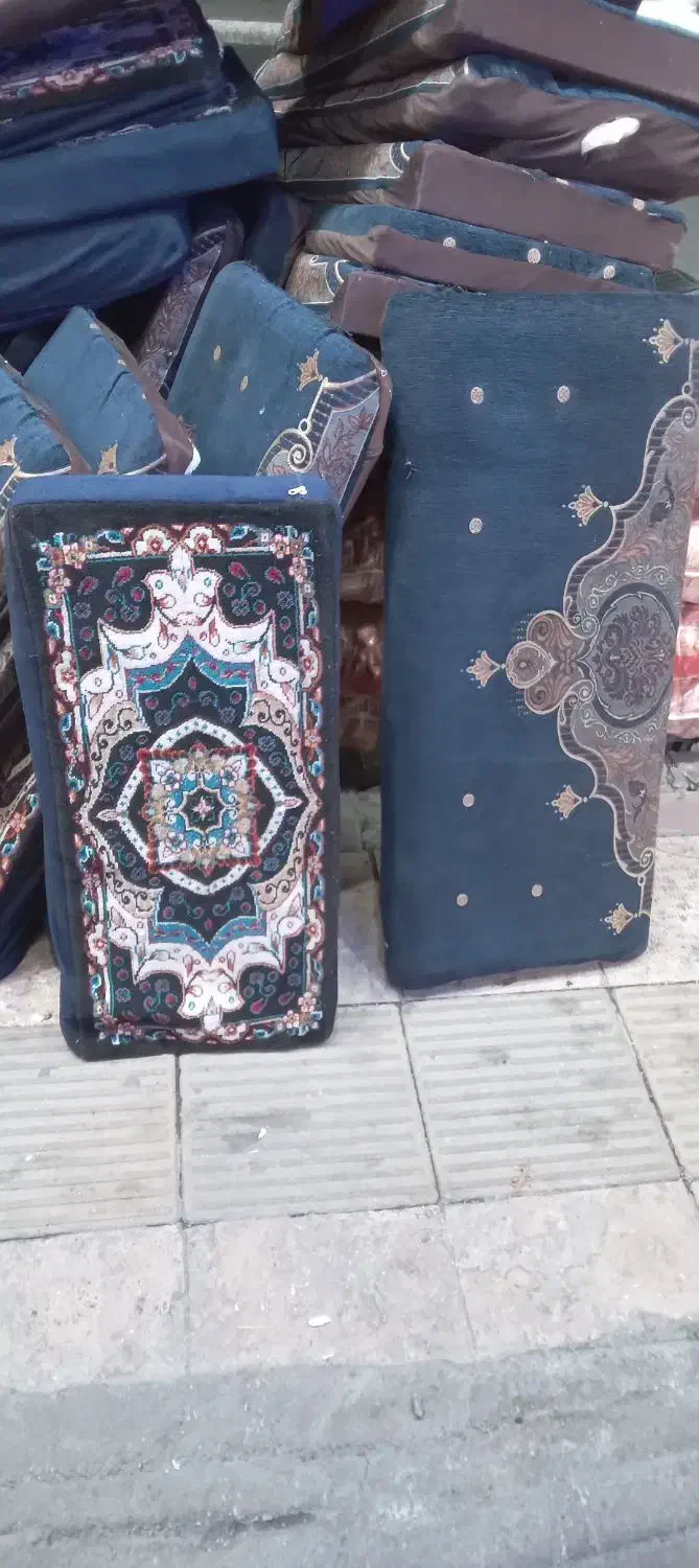 پشتی|پشتی|قدس, شهر‌قدس|دیوار