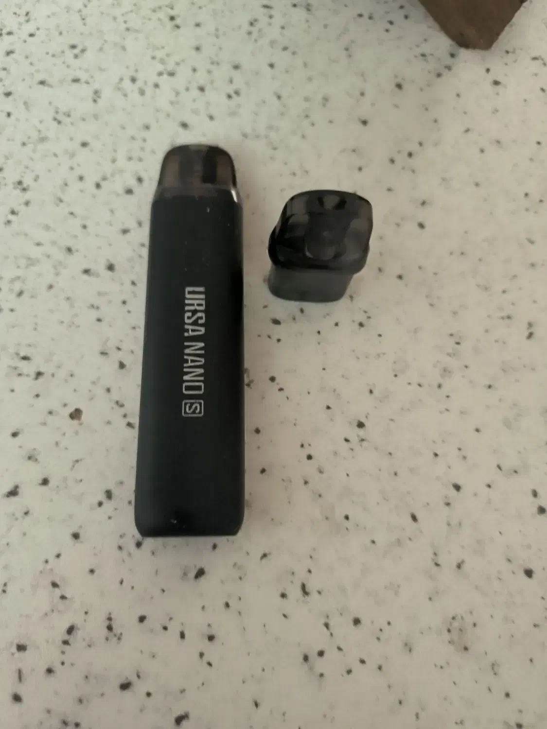 پاد اورسانانو|زیورآلات و اکسسوری|رباط‌کریم, رباط‌کریم|دیوار