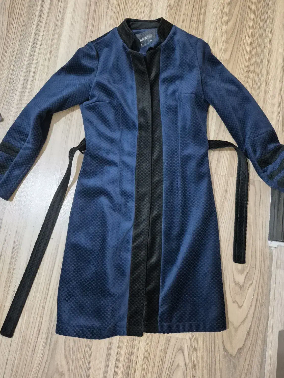 کاپشن و پافر و مانتو مخمل|لباس|کرمان, |دیوار