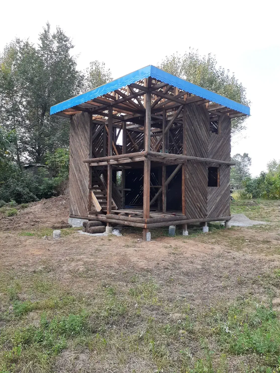 ساخت سازه های چوبی و اهنی|خدمات پیشه و مهارت|رشت, حافظ آباد|دیوار