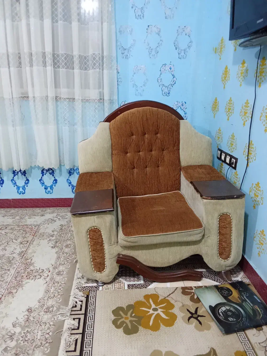 مبل کارکرده|مبلمان خانگی و میز عسلی|خشکبیجار, |دیوار