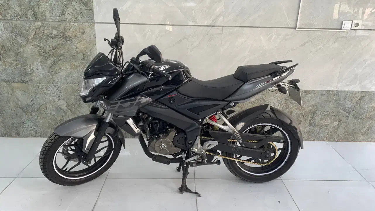 NS200 مدل 1397 نیو فیس 97|موتورسیکلت|مشکین‌دشت, |دیوار