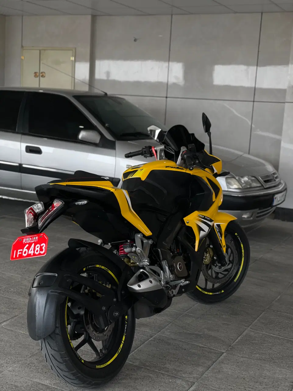 RS200|موتورسیکلت|سمنان, |دیوار