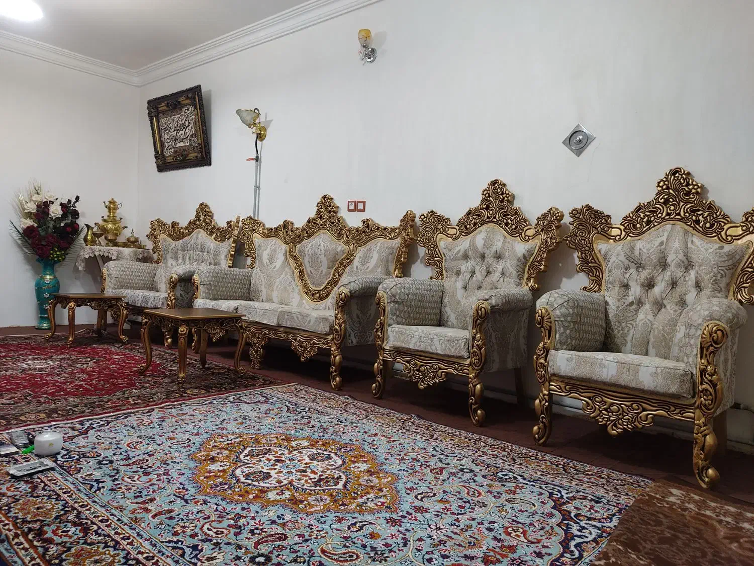مبل دست دوم در حد صفر|مبلمان خانگی و میز عسلی|خوی, |دیوار