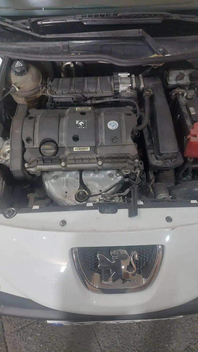 پژو ۲۰۷|خودرو سواری و وانت|شیراز, فلکه گاز|دیوار