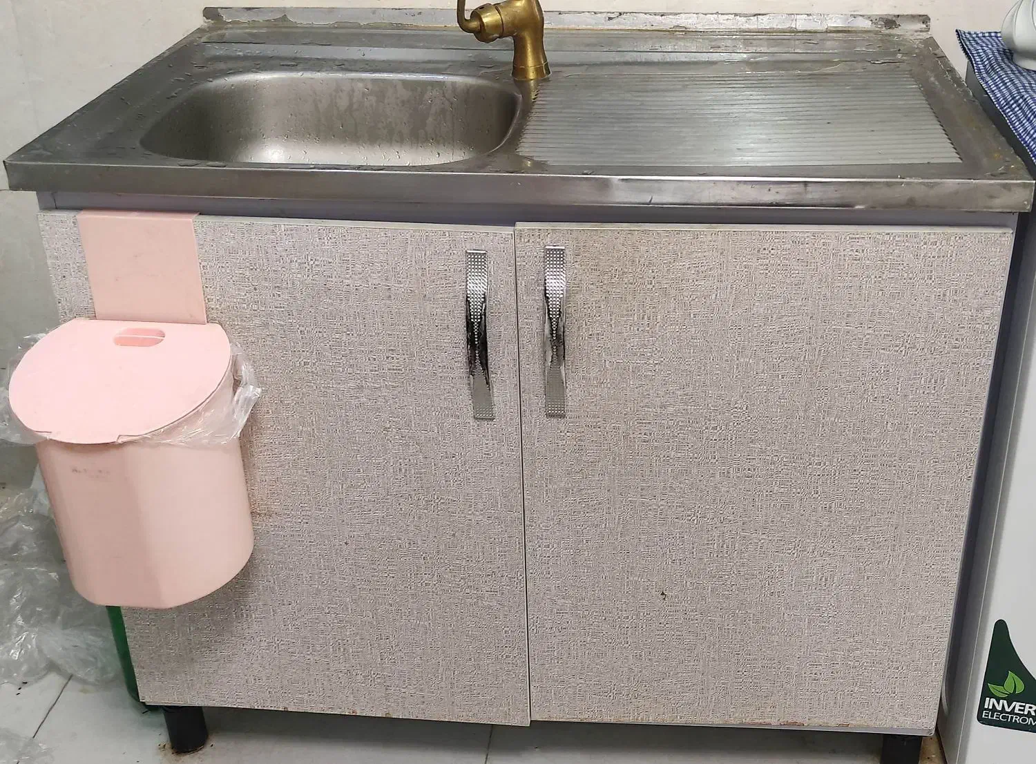 سینک ظرفشویی و کابینت|آبچکان و نظمدهنده ظروف|نظرآباد, نظرآباد|دیوار