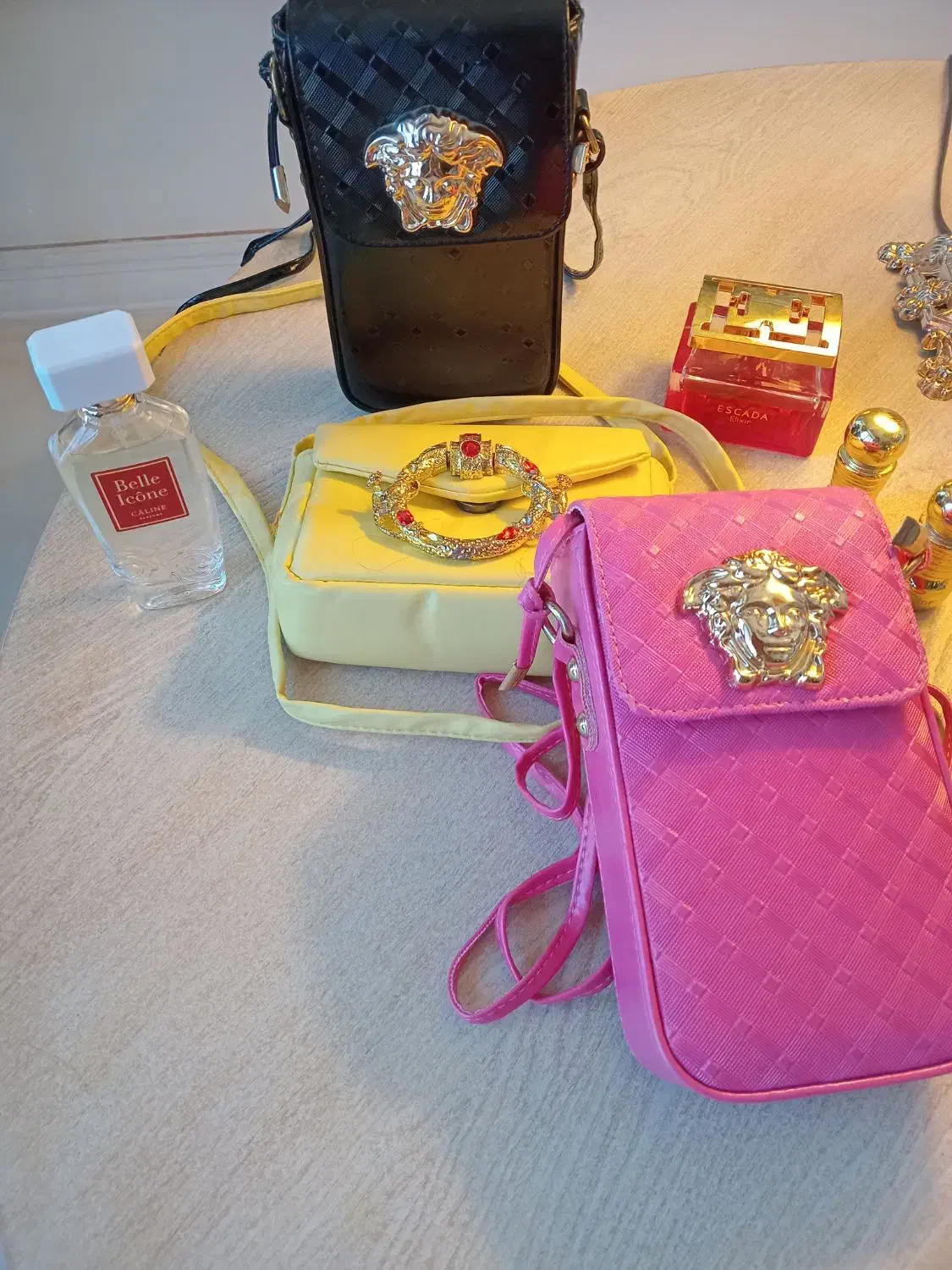 روسری وسایل همه باهم  ۲ تومان|حراج|رشت, گلسار|دیوار