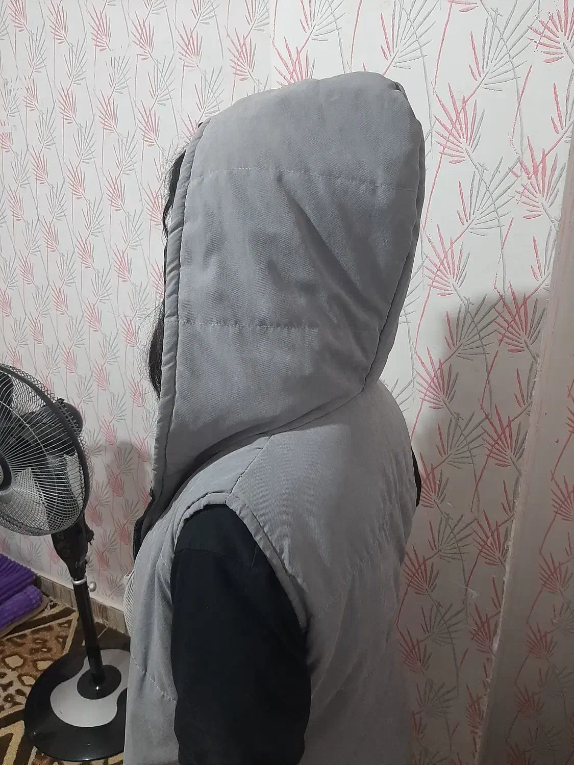 پافر بلند کلاه دار|لباس|رشت, معلم|دیوار