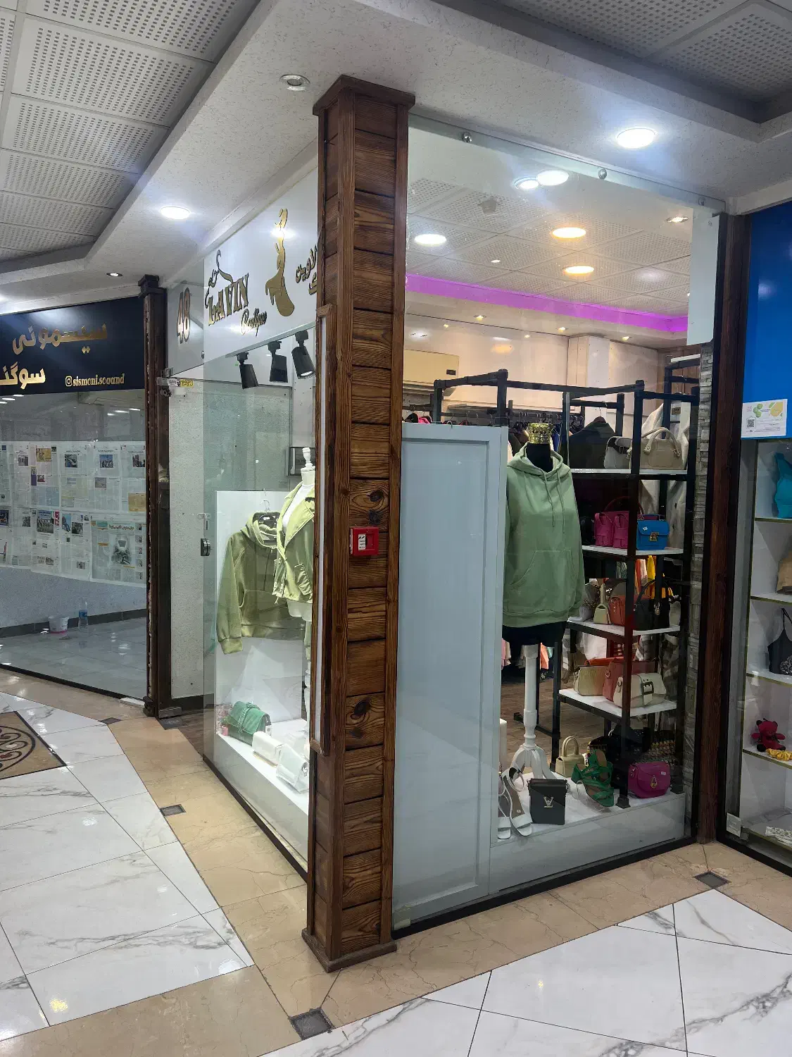 اجاره مغازه در کوچه برق لاهیجان مرکز خرید ارژنگ|اجارهٔ مغازه و غرفه|لاهیجان, انقلاب|دیوار