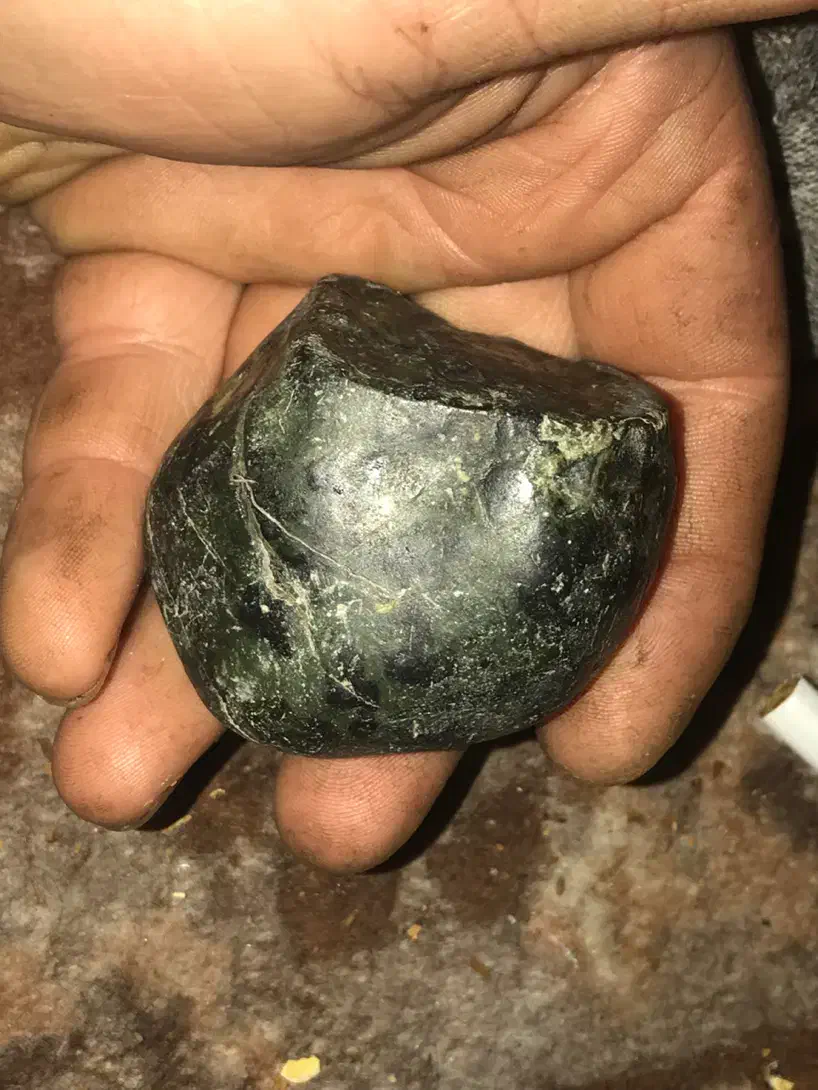 سنگ های با ارزش|کلکسیون اشیاء عتیقه|جلفا, |دیوار