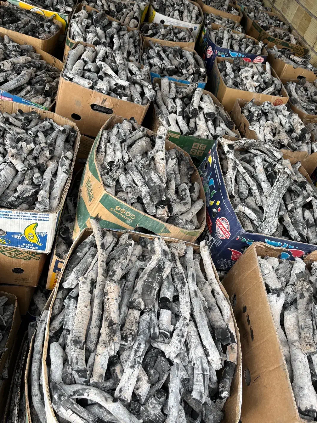 زغال پسته ۸۱۰۰۰|خدمات پیشه و مهارت|رشت, چمارسرا|دیوار