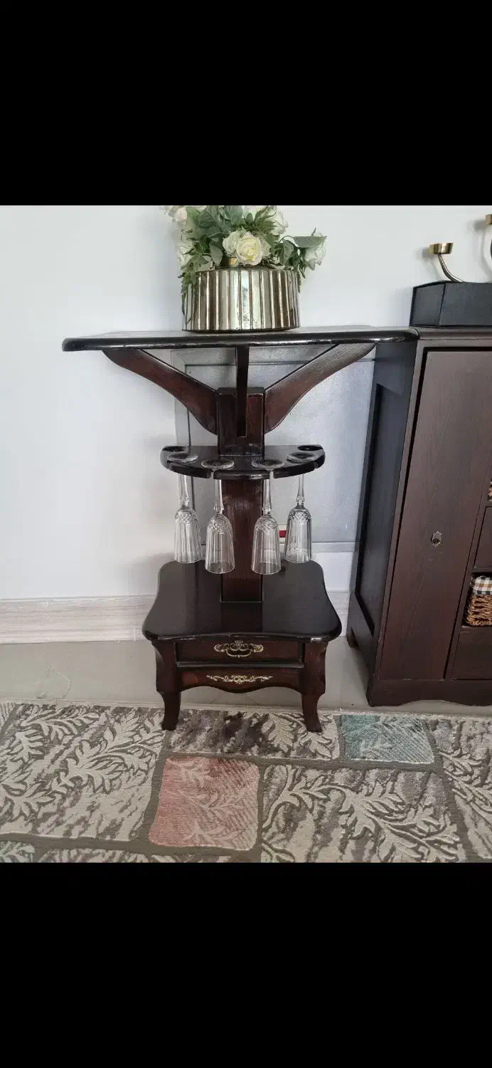 میز بار یا میز تلفن|بوفه، ویترین، کنسول|نیشابور, شهرک جانبازان|دیوار