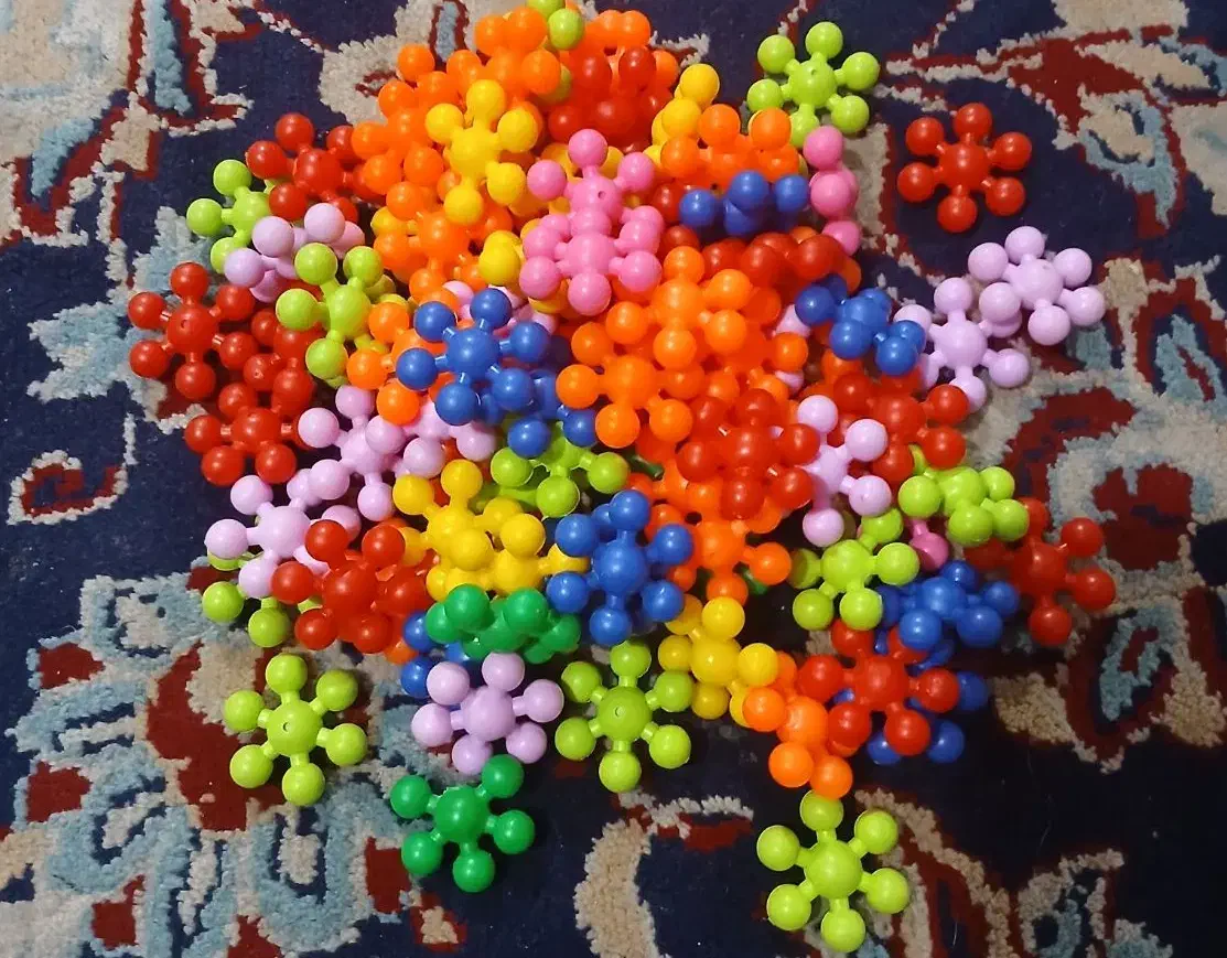 بازی حلقه ولگو میزآرایش|اسباب‌‌بازی|همدان, |دیوار