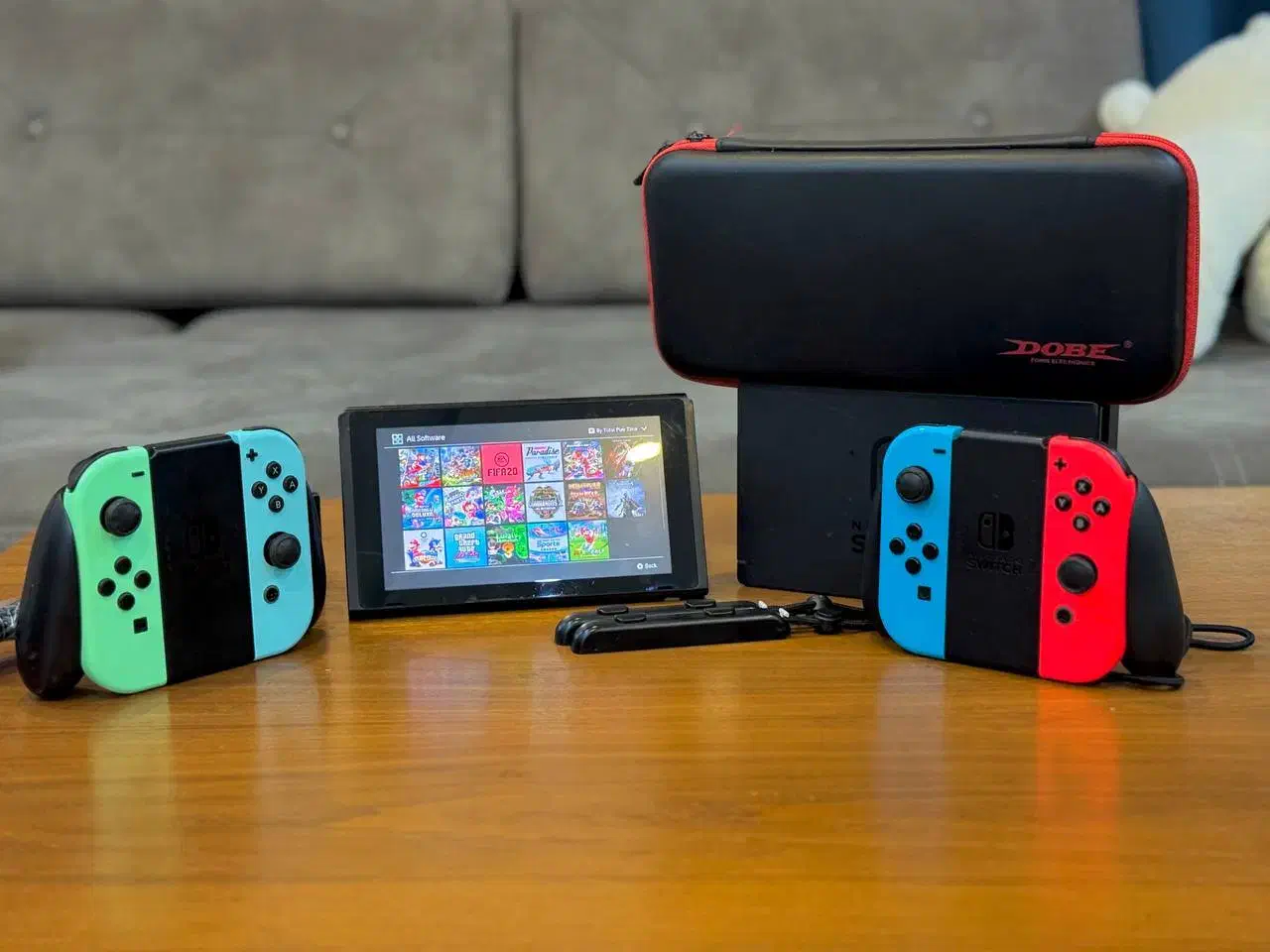 نینتندو سوییچ کپی خور به همراه چهار جوی کان|کنسول، بازی ویدئویی و آنلاین|بندرعباس, |دیوار