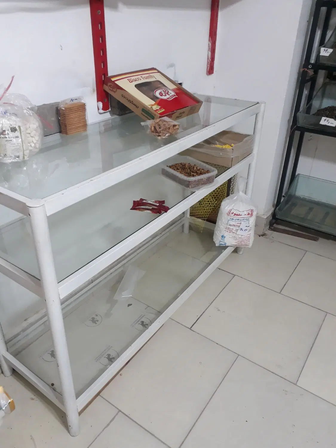 میز|فروشگاه و مغازه|گلبهار, شهر جدید گلبهار|دیوار