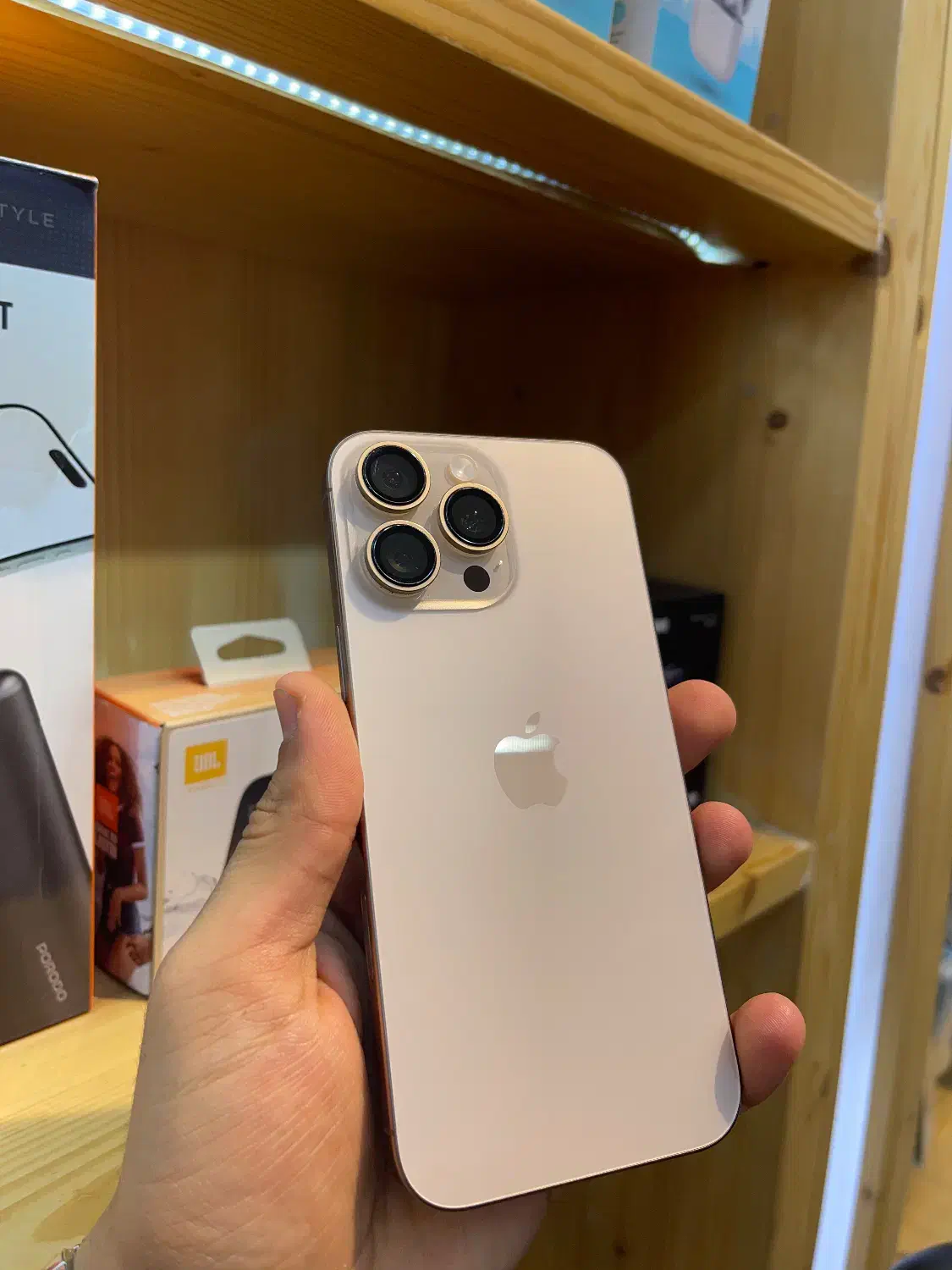 16 pro max|موبایل|قشم, |دیوار