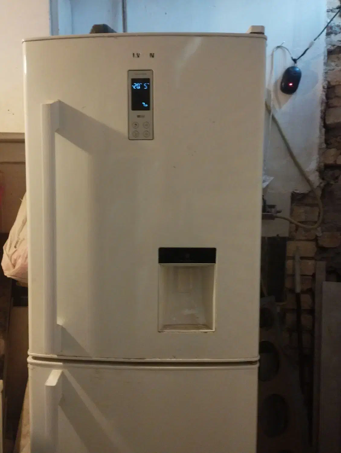 یخچال فریزر|یخچال و فریزر|رباطکریم, پیغمبر|دیوار