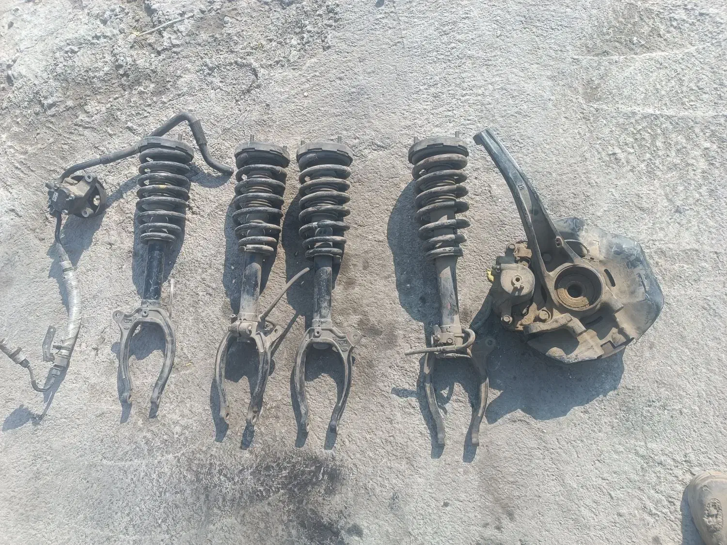 توپی چرخ کامل موهاوی کمک فنر پمپ هیدرولیک|قطعات یدکی و لوازم جانبی|فولادشهر, سایت صنعتی کاوه|دیوار