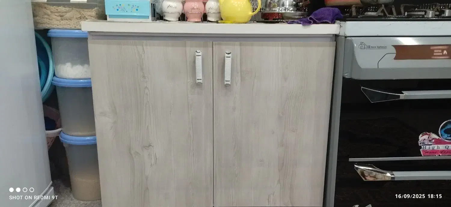 کابینت فلزی با گاز پنج شعله و سینگ|آب‌چکان و نظم‌دهنده ظروف|بلبان آباد, |دیوار