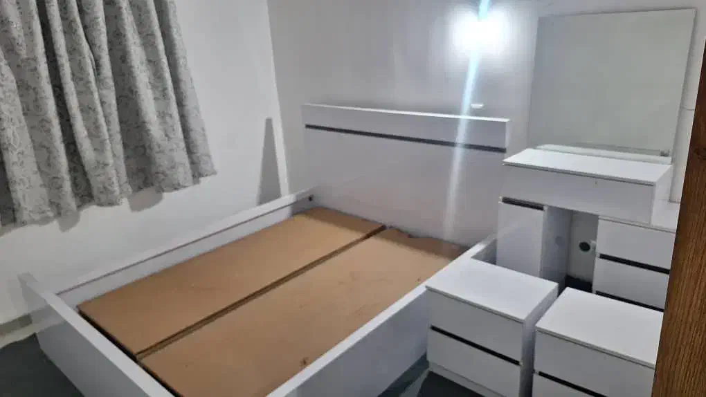 سرویس خواب کامل|تخت و سرویس خواب|هشتگرد, شهرک پامچال|دیوار