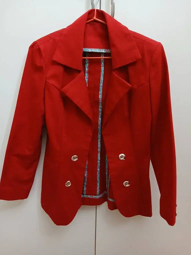 کت زنانه|لباس|تهران, تختی|دیوار