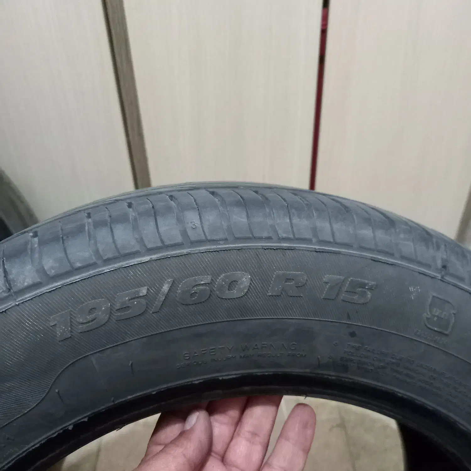 ۴ حلقه لاستیک ۱۹۵/۶۰/۱۵ کویر تایر|قطعات یدکی و لوازم جانبی|مشهد, حسین‌آباد|دیوار