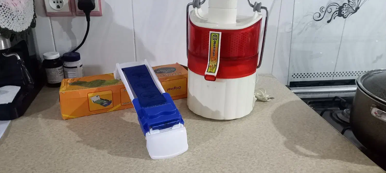 ابمیوه گیر و دلمه پیچ|آبمیوه‌گیر و آب‌مرکبات‌گیر|ارومیه, |دیوار