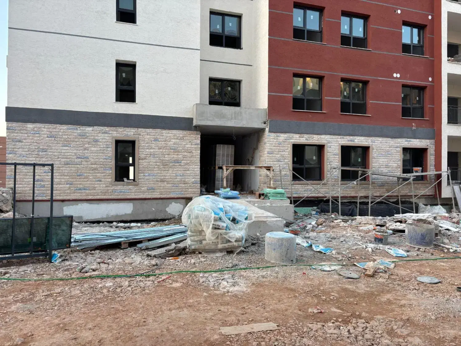 چند نفر استاد سنگ کار ماهر در ترکیه نیاز است|استخدام معماری، عمران و ساختمانی|تهران, شیخ هادی|دیوار