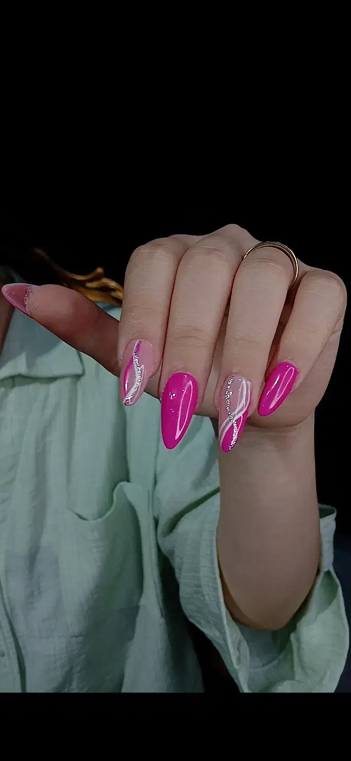 آف ویژه مدل کاشت ناخن فقط ۲۰۰ تومن|خدمات آرایشگری و زیبایی|رشت, پاستوریزه|دیوار