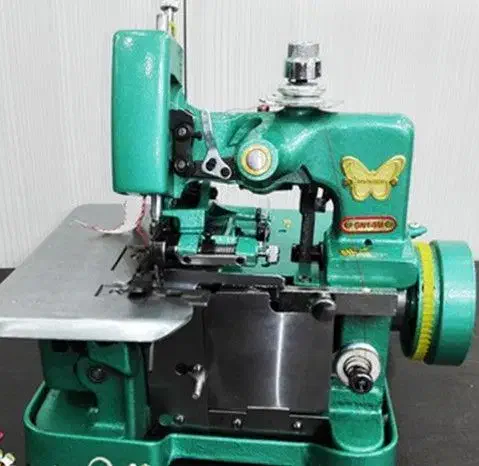 سردوز پروانه ای عتیقه|چرخ خیاطی و ریسندگی|کرمان, |دیوار