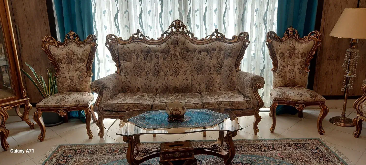 مبله ۹ نفره ناهارخوری ۸ نفره و ویترین|مبلمان خانگی و میز عسلی|اصفهان, گرکان|دیوار