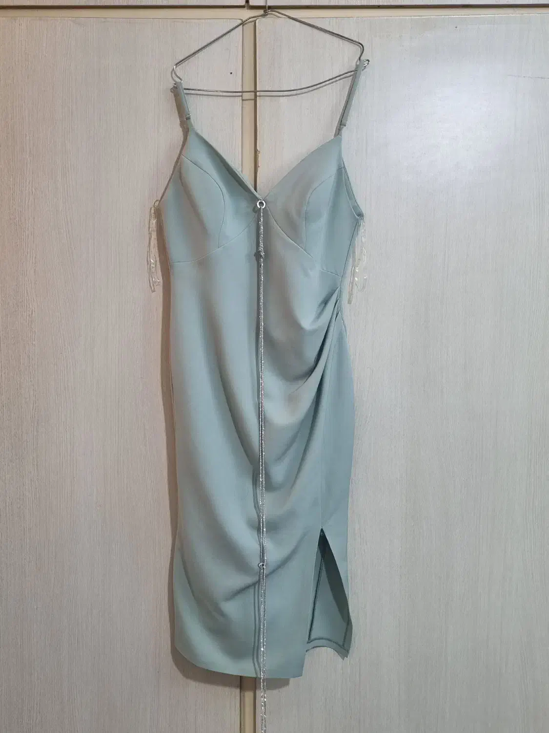 فروش تمامی آیتم ها با قیمت توافقی|لباس|تهران, امانیه|دیوار