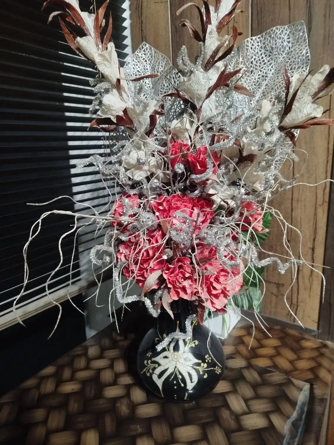 گلدان|گل مصنوعی|تربت‌حیدریه, ۴۵ متری|دیوار