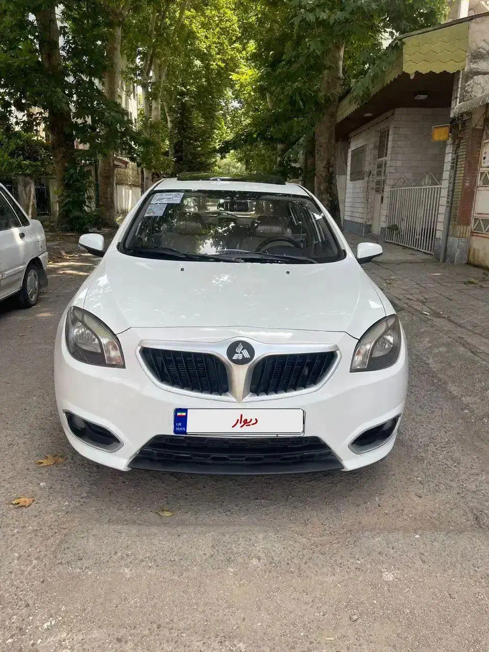 برلیانس اتومات بیرنگ ۳۲۰ بیرنگ بیضربه|خودرو سواری و وانت|رشت, استقامت ۲|دیوار