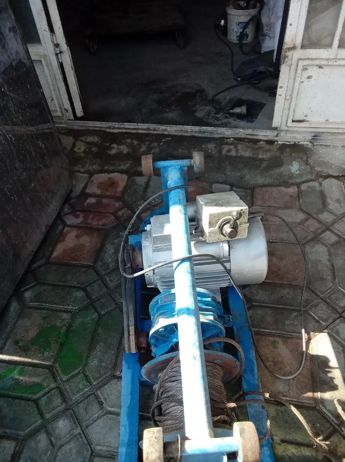 بالابر.   ساختمانی.|مصالح و تجهیزات ساختمان|اصفهان, قهجاورستان|دیوار