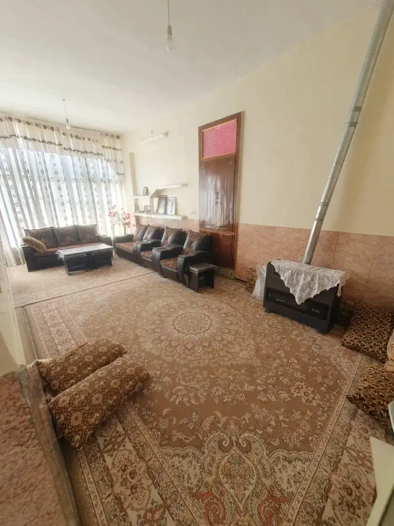 2 طبقه آهن آجر قابل سکونت|فروش خانه و ویلا|نجفآباد, رجایی شمالی|دیوار