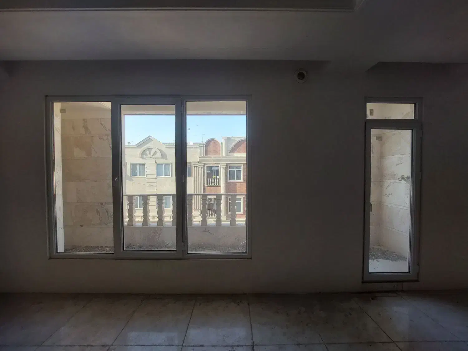 فروش اپارتمان ۱۳۷ متری صالحیه بحر ۱۰ سند ازاد|فروش آپارتمان|بهارستان, |دیوار