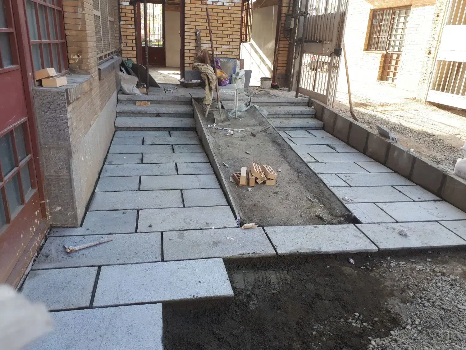 کاشیکاری سرامیک ونما|خدمات پیشه و مهارت|همدان, |دیوار