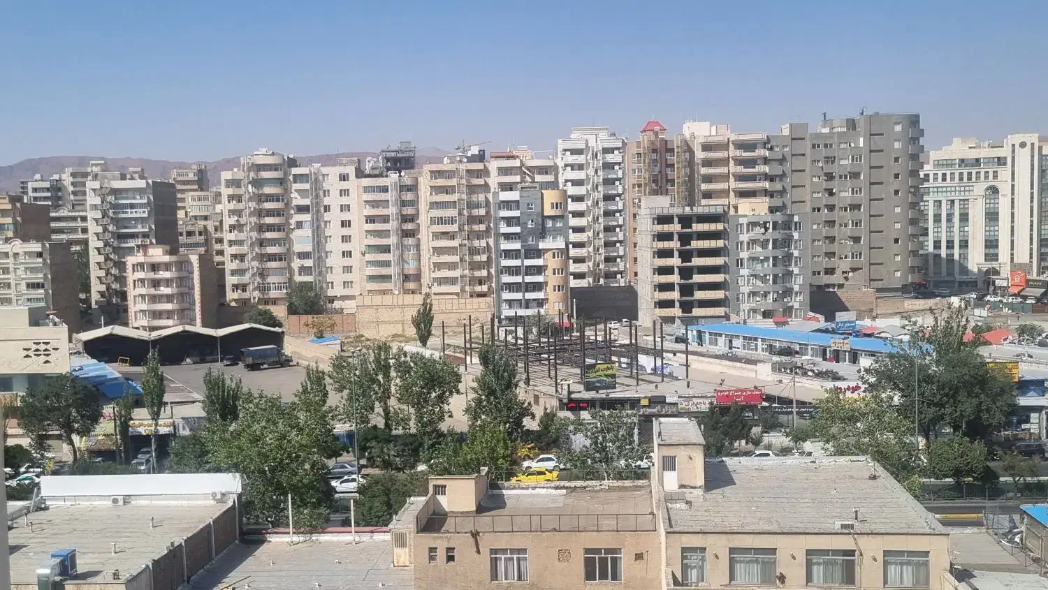 آپارتمان خاص ۲۴۵ متری با ۶۰ متر حیاط ، ویو ابدی|فروش آپارتمان|تبریز, |دیوار