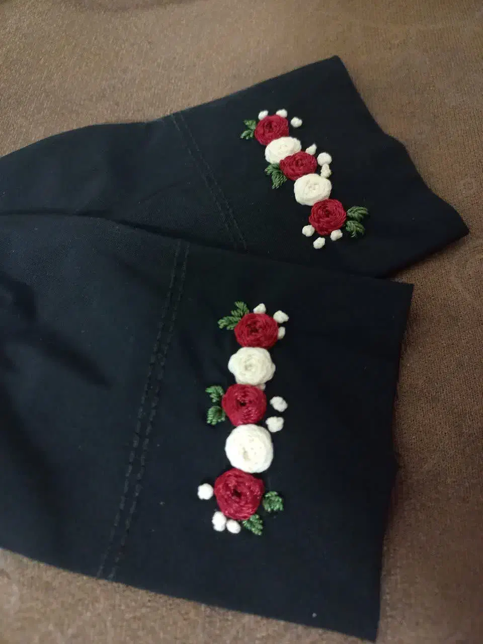 ساق دست گلدوزی|لباس|مشهد, هفده شهریور|دیوار