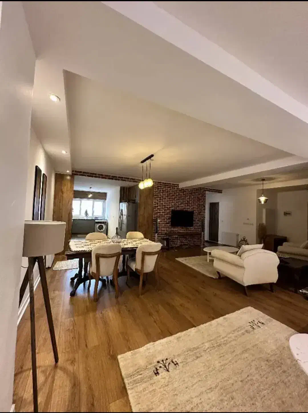 واحد ۱۱۰ متری سند / لاکانی / پارکینگ اختصاصی|فروش آپارتمان|رشت, لاکانی|دیوار