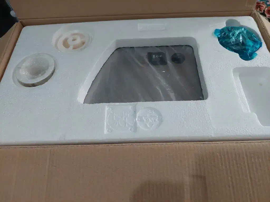 چرخ گوشت|خردکن، آسیاب، غذاساز|قم, شهر قائم|دیوار