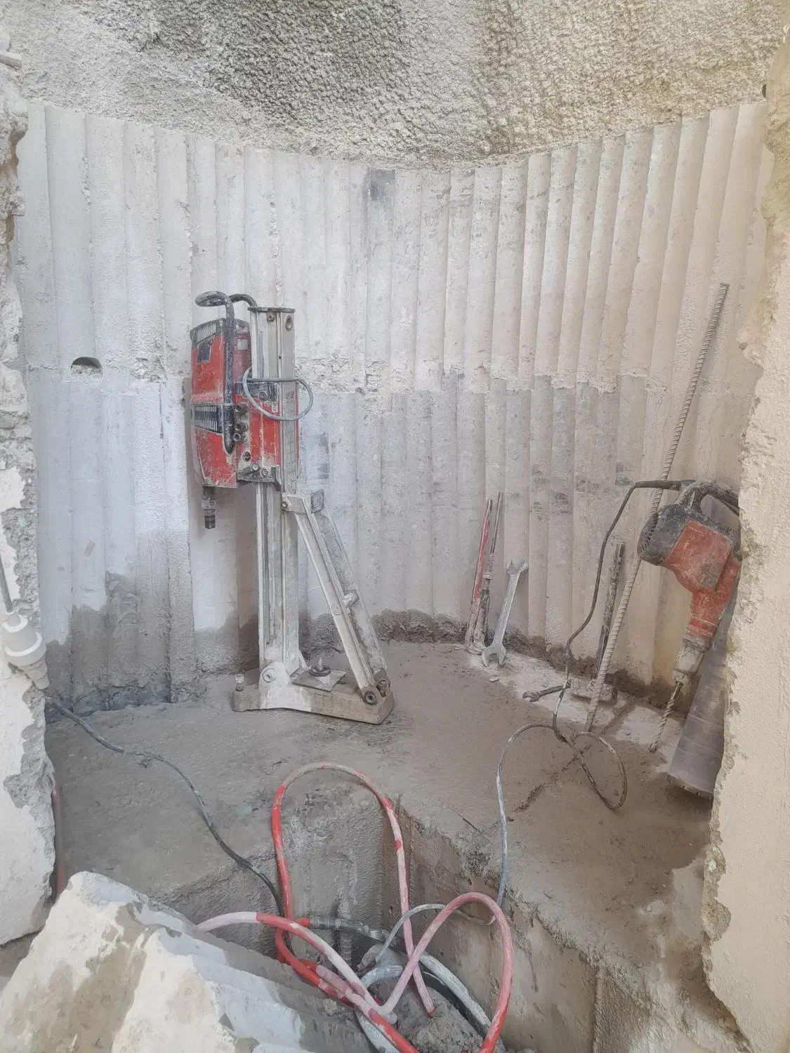 کرگیری .برش بتن .کاشت میلگرد|خدمات پیشه و مهارت|تهران, آذری|دیوار