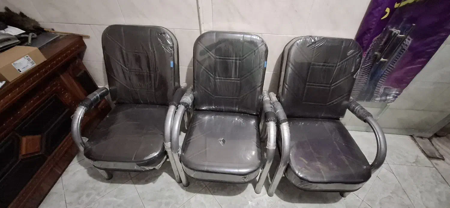 میز مدیریت و صندلی انتظار و صندلی مدیریت|دفتر کار|فردیس, فردیس|دیوار