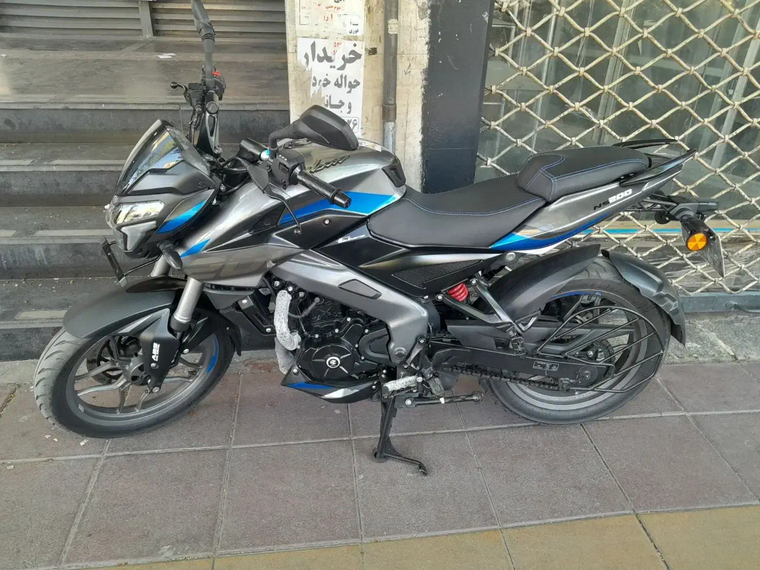 NS200|موتورسیکلت|کرج, اسلام‌آباد|دیوار