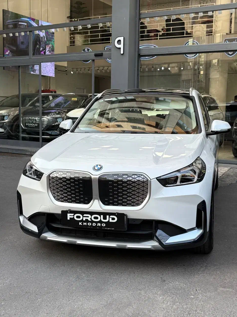 BMW ix1 سفید مدل ۲۰۲۵ صفر|خودرو سواری و وانت|تهران, حکمت|دیوار