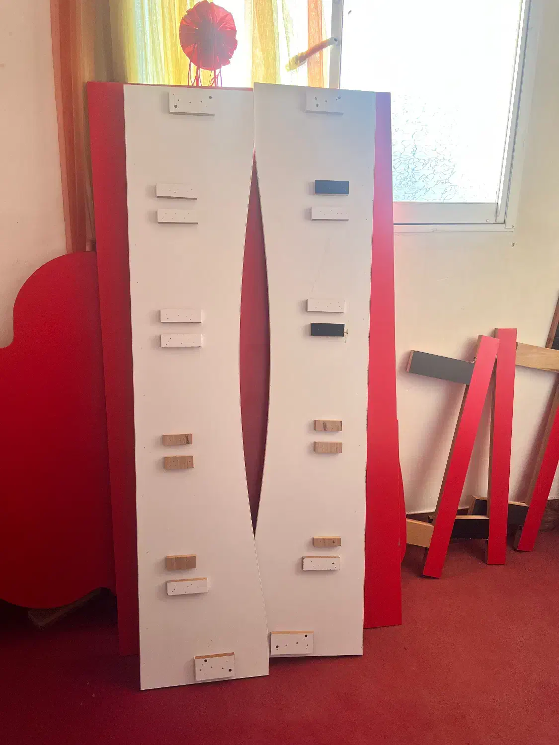 تخت کودک ونوجوان|تخت و صندلی بچه|ساری, |دیوار