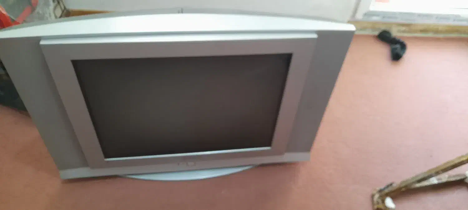 تلویزیون ۲۹ اینچ|تلویزیون و پروژکتور|نظرآباد, مسکن مهر نظرآباد|دیوار